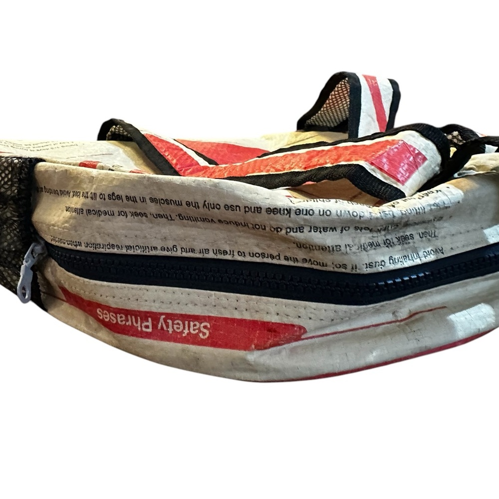 Minimal Daypack - Picture 3 of 13